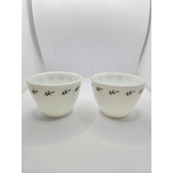 Pyrex Corning Custard Cup Pair -  Green on White Milk Leaves Fauna Glass Pyrex - Picture 1 of 10